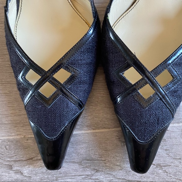 Prada slingbacks with patent leather and fabric - Picture 3 of 11